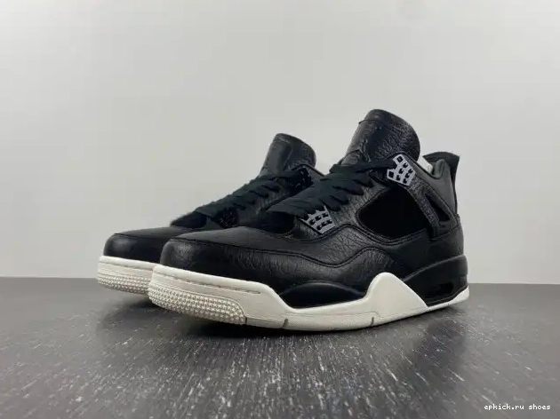 Black Hair 4 Pony Jordan 819139-010 Retro 0509